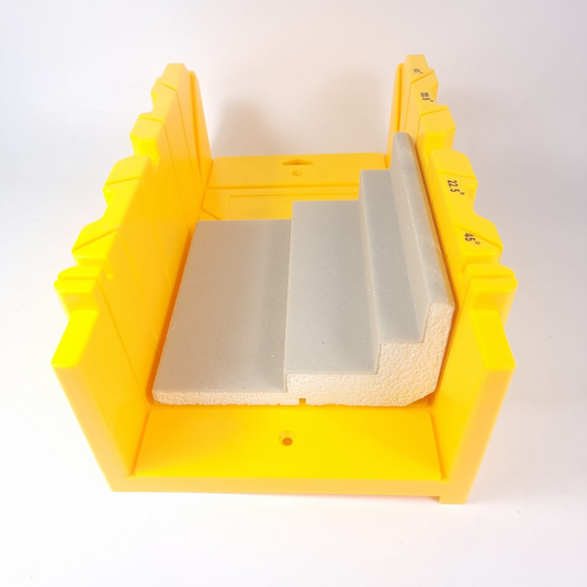 Mitre Box Heavy-Duty Multi-Angle for cutting corners